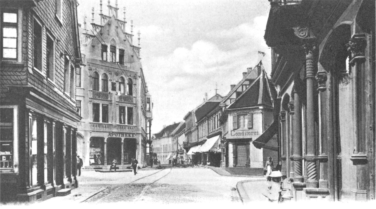 1903 Bürgerplatz Apotheke Fotobuch 1 sw 070