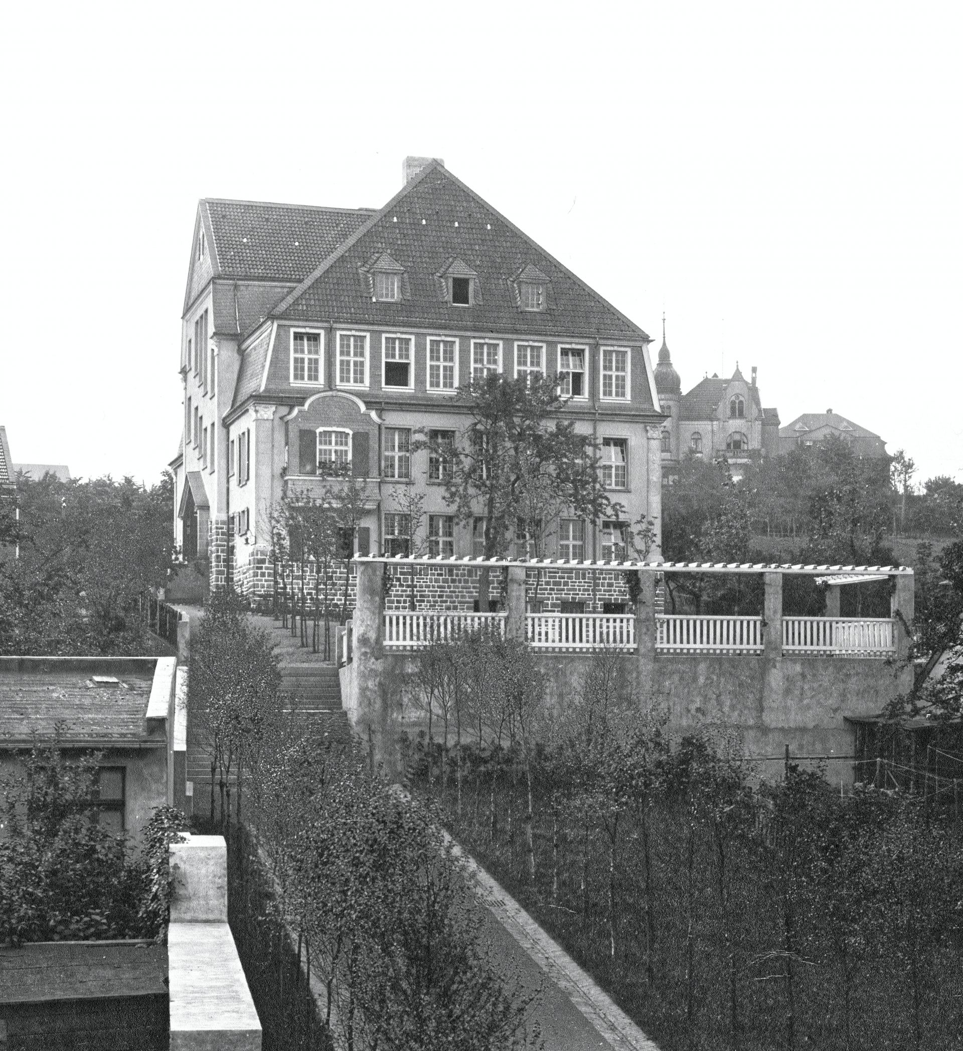 1920 ca Westfalendamm mit Weg zur Stadt