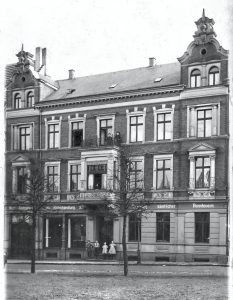 Neumarkt 22<br>Möbelhaus Schemmann