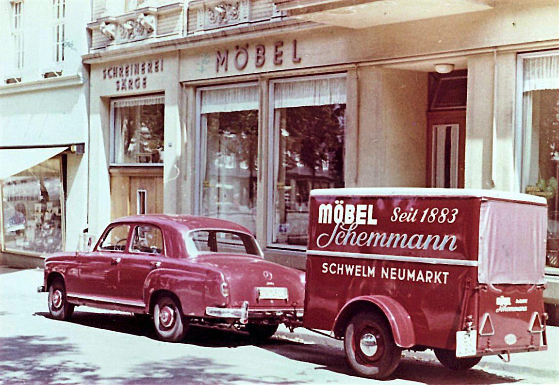1957 Privat Wagen und Lieferanhaenger 1957