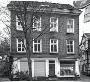 Kirchstraße 13