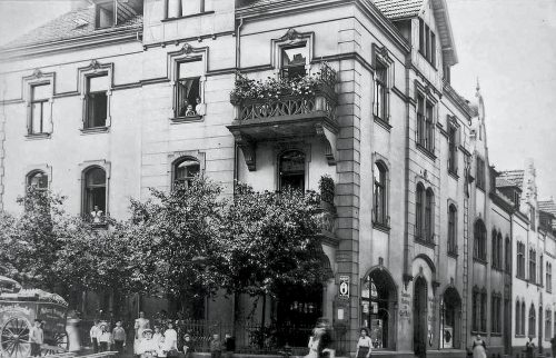 Schulstraße 15 <br> Hasen Bahr