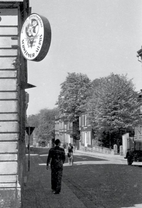 Bismarckstraße 6<br>Gaststätte Bürstinghaus